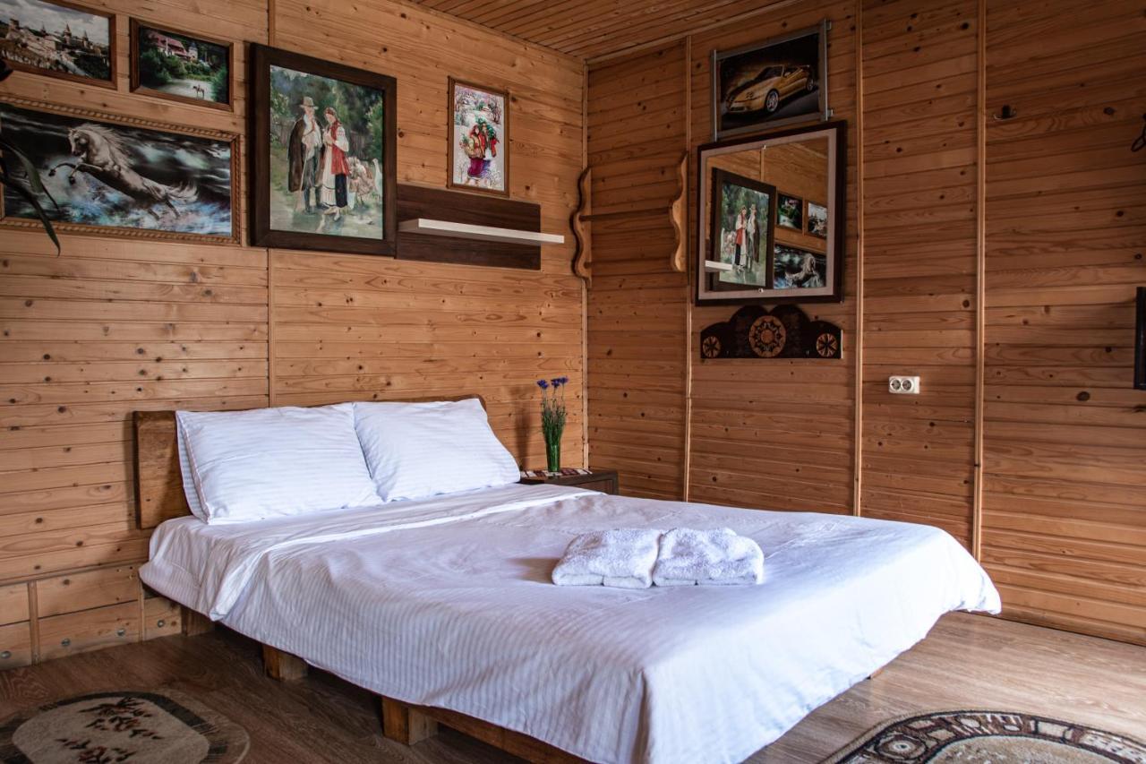 Bilya Richky Hotel Kamenets-Podolsk Eksteriør bilde